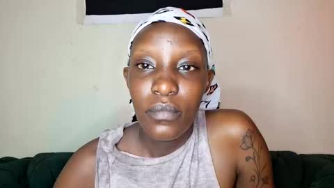 nina_bambi online show from 04-19-26, 02:33