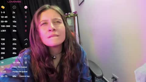 Snapshot of nina_daft chatting on 07-23-26, 01:58 Nina online show from 07-23-26, 01:58