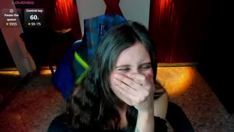 Snapshot of nina_daft chatting on 07-30-26, 12:48 Nina online show from 07-30-26, 12:48