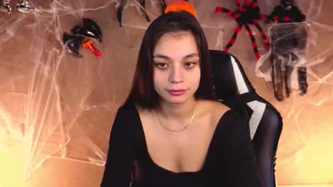 Ketrin online show from 10-29-25, 02:25