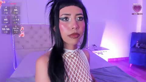 Nina Fox  online show from 06-27-26, 04:45