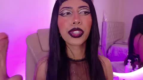 Nina Fox  online show from 07-28-26, 05:56