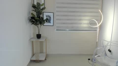 Natalia  FOLLOW ME ----  nathy po online show from 02-19-25, 11:25