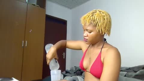 Nina online show from 12-15-25, 12:15