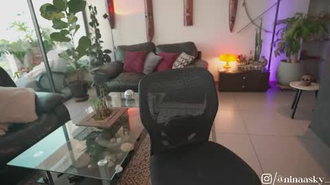    online show from 04-20-26, 09:38