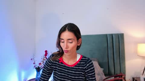 Nina online show from 12-30-24, 06:05