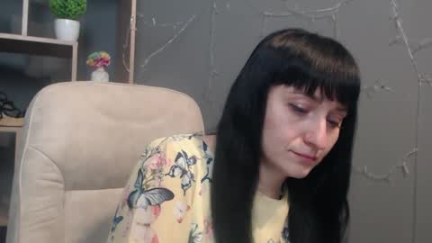 ninaflawlees online show from 11-29-25, 01:14