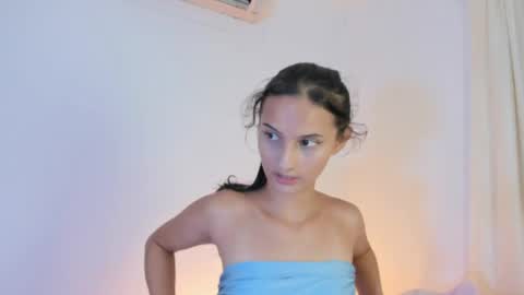 ninahtx online show from 04-14-26, 09:21