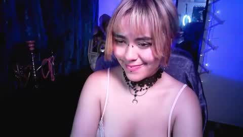Snapshot of ninamon206063 chatting on 09-24-25, 09:51 NIina Mon online show from 09-24-25, 09:51