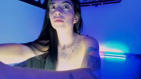 ninamonroee online show from 03-08-26, 02:04