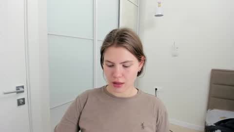 ninarihh online show from 02-28-25, 12:52