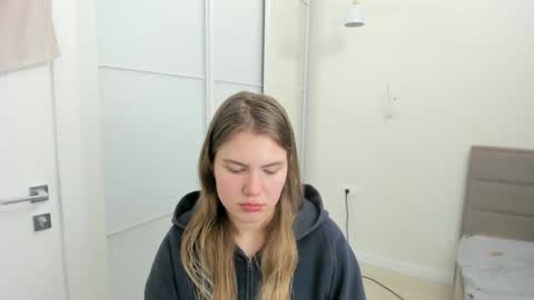 ninarihh online show from 02-28-25, 03:59