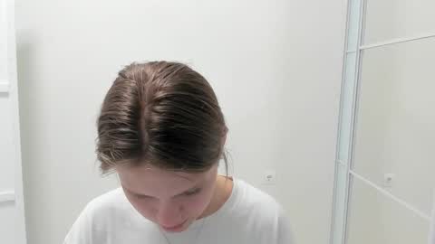 ninarihh online show from 09-18-25, 11:34