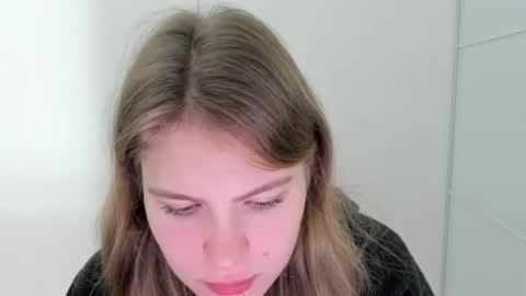 ninarihh online show from 10-26-25, 12:22