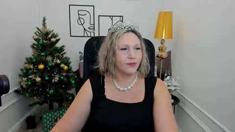 ninastarle online show from 12-18-25, 11:38
