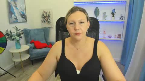 ninastarle online show from 05-14-26, 11:39