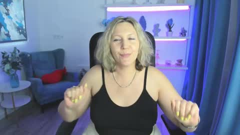 ninastarle online show from 05-21-26, 11:39