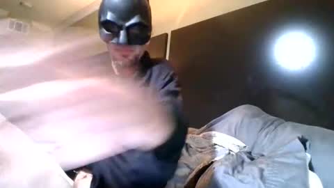 Snapshot of nineinchbronco chatting on 10-30-25, 07:32 nineinchbronco online show from 10-30-25, 07:32