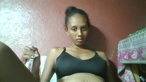 ninie246746 online show from 01-29-25, 01:07