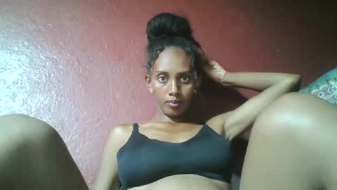 ninie246746 online show from 02-08-25, 05:50