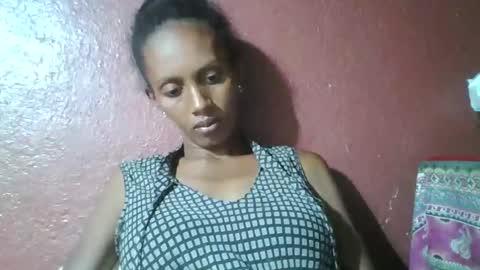 ninie246746 online show from 03-10-25, 05:07