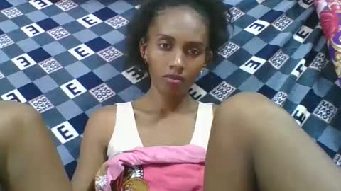 ninie246746 online show from 02-26-26, 08:08