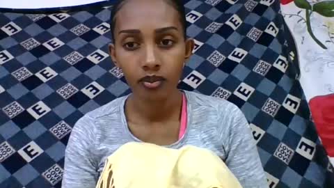Snapshot of ninie246746 chatting on 06-23-26, 06:22 ninie246746 online show from 06-23-26, 06:22
