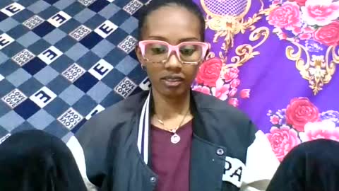 Snapshot of ninie246746 chatting on 07-15-26, 05:56 ninie246746 online show from 07-15-26, 05:56
