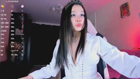 Snapshot of ninjahun chatting on 12-10-24, 08:27 Yumi  ig yumibaee online show from 12-10-24, 08:27