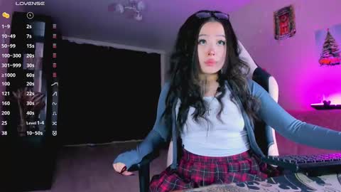 Snapshot of ninjahun chatting on 12-14-24, 06:09 Yumi  ig yumibaee online show from 12-14-24, 06:09