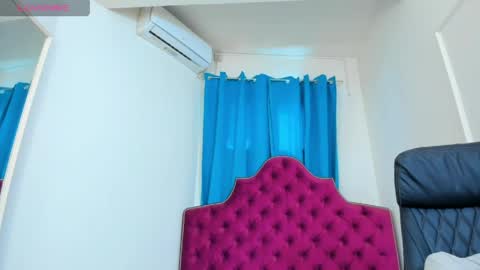 Snapshot of ninna_dee chatting on 06-03-26, 05:54 nina dee online show from 06-03-26, 05:54