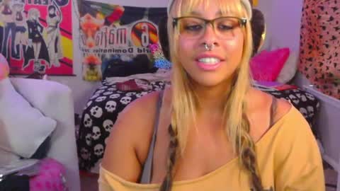 kiwi online show from 05-13-26, 04:43
