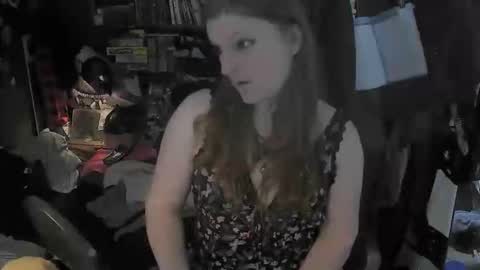 Snapshot of niqueone chatting on 12-04-25, 06:38 Nique online show from 12-04-25, 06:38