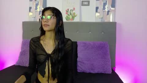 Nira Lux online show from 07-24-26, 02:09