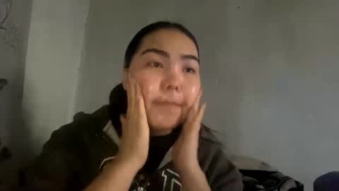 Molly online show from 12-20-25, 10:11