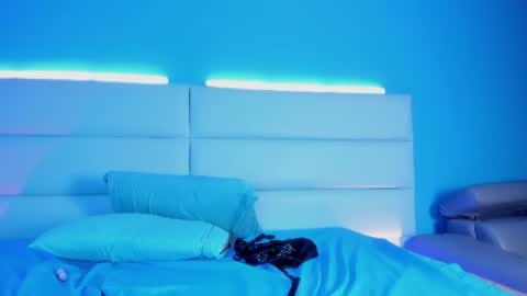 Snapshot of nixierose_ chatting on 07-20-26, 10:39 Nixie online show from 07-20-26, 10:39