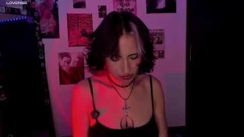 Snapshot of nixxie_ chatting on 06-22-26, 02:02 Nixxie online show from 06-22-26, 02:02