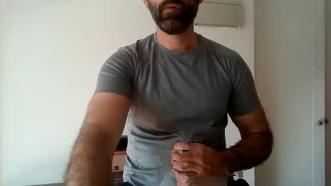 Snapshot of nizer2872870 chatting on 06-07-26, 06:33 nizer2872870 online show from 06-07-26, 06:33