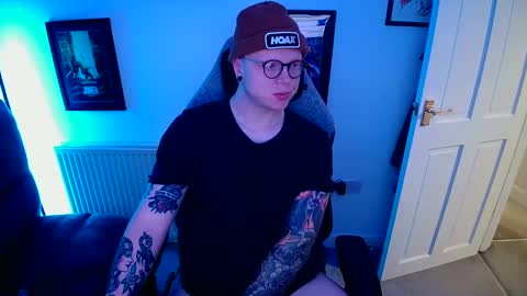 Snapshot of nlrb93 chatting on 01-15-25, 07:01 BNate93 online show from 01-15-25, 07:01