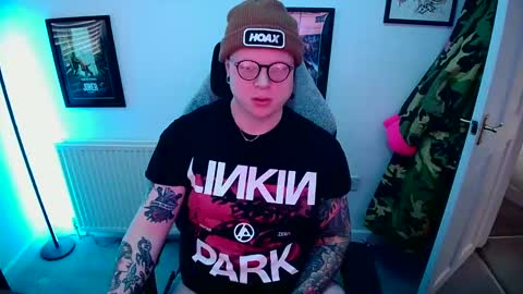 Snapshot of nlrb93 chatting on 02-09-25, 02:07 BNate93 online show from 02-09-25, 02:07