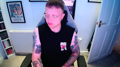 Snapshot of nlrb93 chatting on 09-14-25, 08:41 BNate93 online show from 09-14-25, 08:41