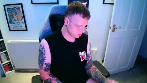 Snapshot of nlrb93 chatting on 09-22-25, 05:59 BNate93 online show from 09-22-25, 05:59