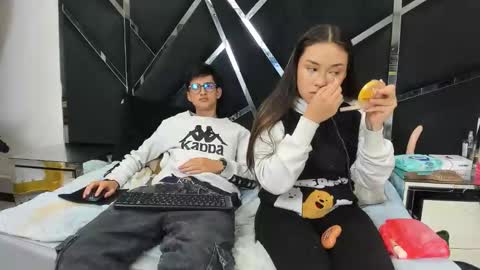 NoaandArez online show from 02-03-26, 02:21