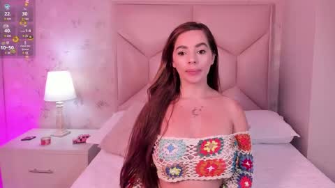 Snapshot of noa_butterfly chatting on 02-22-25, 11:57 ambarsulliva online show from 02-22-25, 11:57