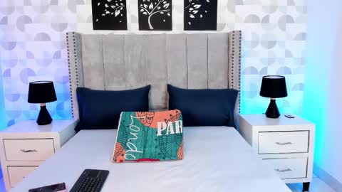 NATHALIA MORENO online show from 01-18-26, 12:20