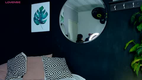 Noah  online show from 04-23-26, 03:30