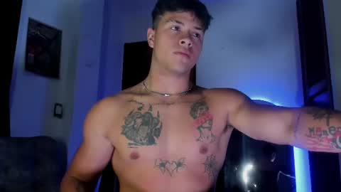 noah_223 online show from 06-11-26, 05:16