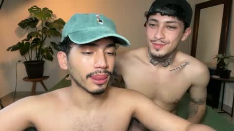 noah_and_steven online show from 06-11-26, 09:24