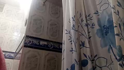 Snapshot of noah_carter16 chatting on 05-07-26, 10:53 NOAH online show from 05-07-26, 10:53
