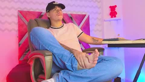 NOAH  online show from 01-12-25, 01:21